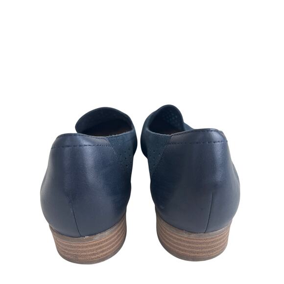 Clark’s Navy Blue Juliette Hayes Leather and Perforated Fabric Loafer Size 8.5 - Picture 8 of 11